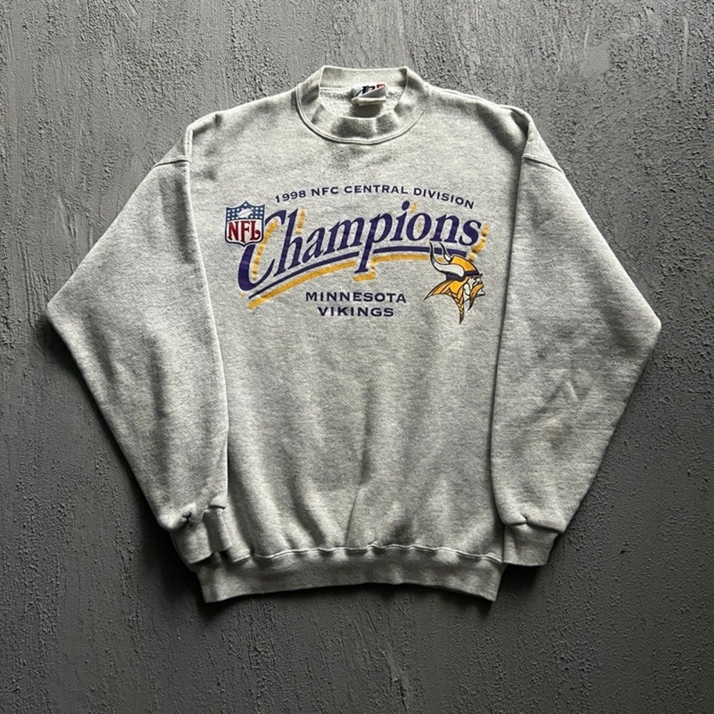 Vintage Minnesota Vikings Sweatshirt Large Grey 1990s NFL Champions